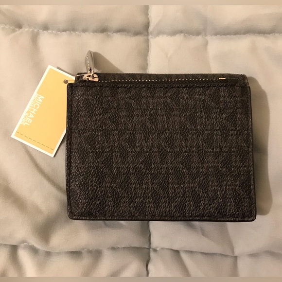 Michael Kors Jet Set Travel Carryall Card Case - Picture 2 of 5